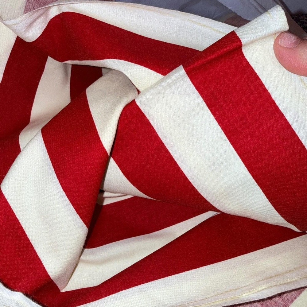 Jo-Ann Fabrics Vintage 1996 Striped Fabric Red White Cotton Blend Yardage 4y - Picture 4 of 4